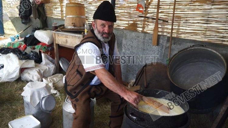Последният пазител Салих Паша: &bdquo;Няма вече нищо истинско в магазина. От едното ща хванеш диабет, от другото ще вдигнеш кръвно...&ldquo;