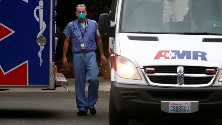  Доброволци ще получат по 3500 паунда, за да ги заразят с коронавирус в търсене на ваксина