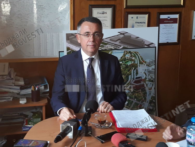 инж.Хасан Азис