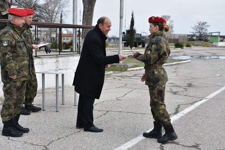 Кметът на Асеновград към военнослужещите: Ние разчитаме на вас