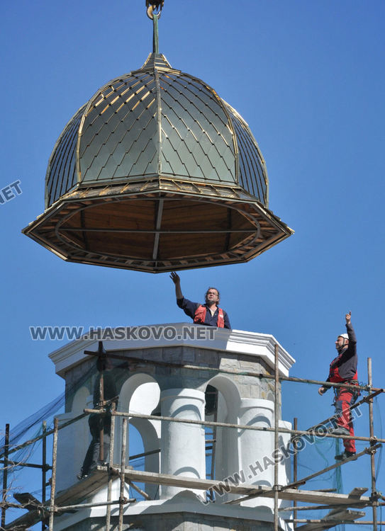 Църквата във Въгларово с нов купол и ремонт на камбанарията
