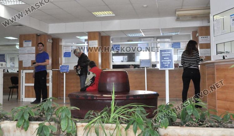 Строг пропускателен режим в Паспортна служба в Хасково