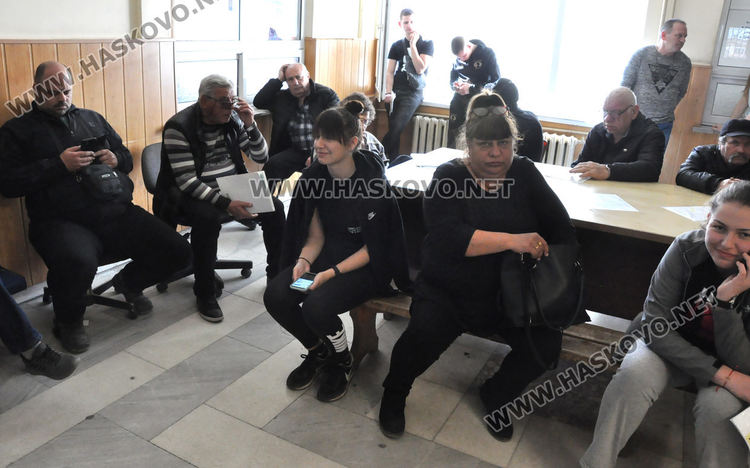 Строг пропускателен режим в Паспортна служба в Хасково