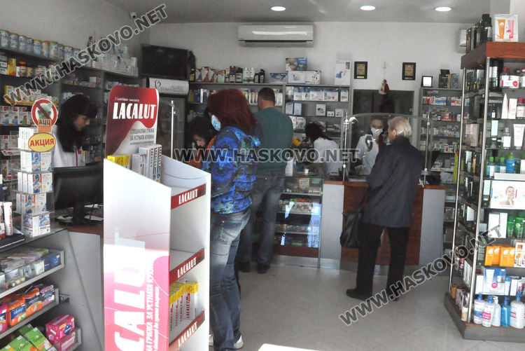 Хасковлии се запасяват с продукти заради коронавируса