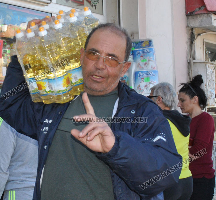 Хасковлии се запасяват с продукти заради коронавируса