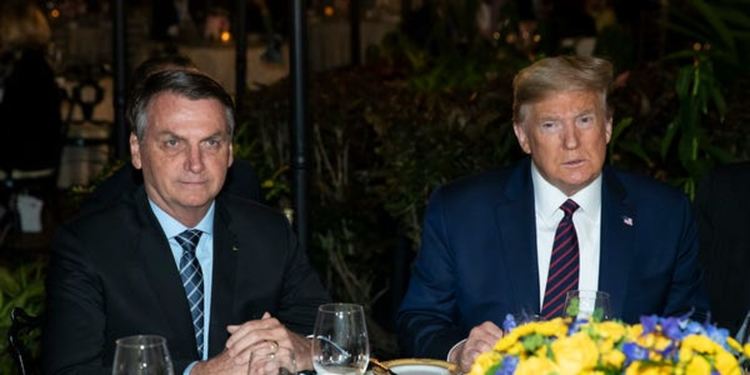 Президентът на Бразилия с положителен тест за коронавирус след срещата с Тръмп