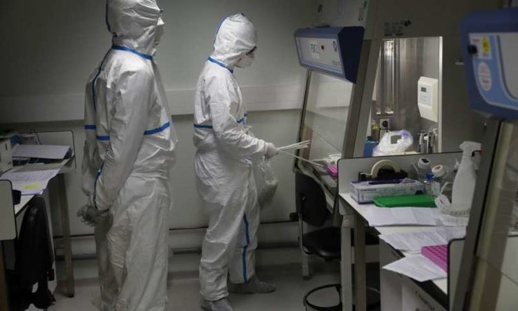 Франция затваря, Макрон настоява за европейски отговор на пандемията