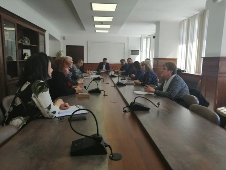 Затварят училища и детски градини в Димитровград до второ нареждане