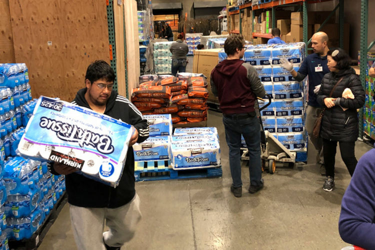 Защо изкупиха тоалетната хартия?