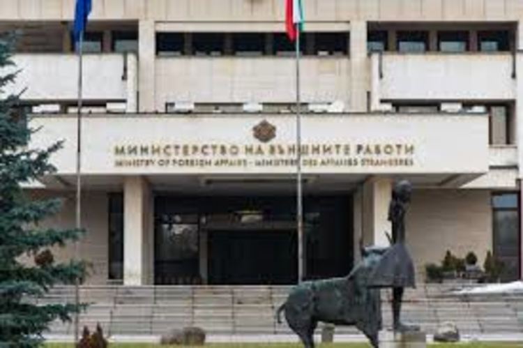 МВнР: Няма ограничение на границите ни по отношение на българските граждани