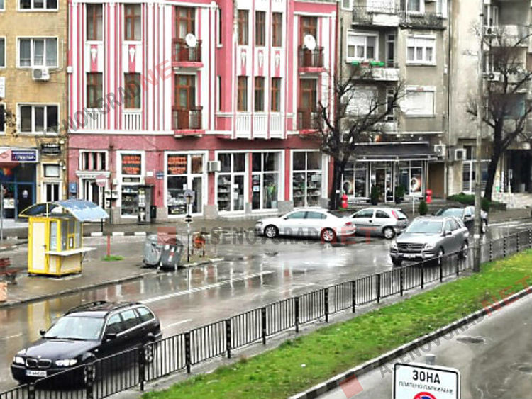 Асеновград в първата си неделя под карантина (Снимки)