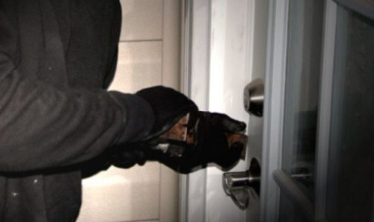 Задържаха 45-годишен мъж за кражба в Димитровград