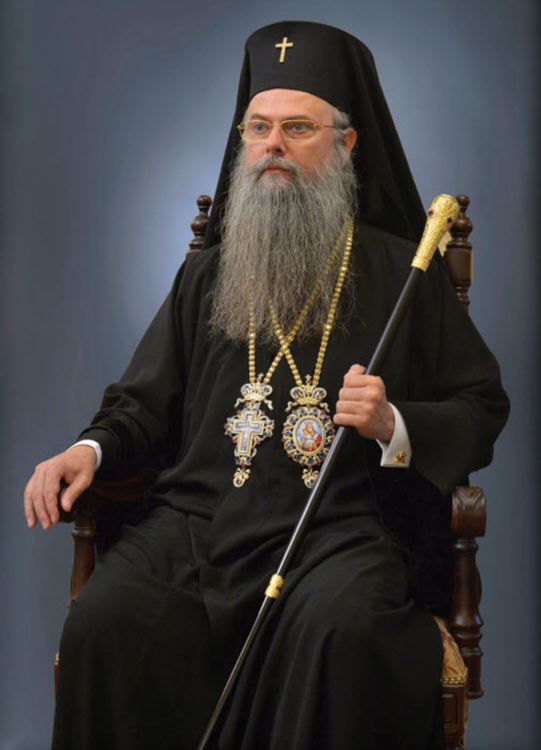 Пловдивският митрополит Николай разпореди всяка вечер да бият камбаните в подкрепа на медиците ни 