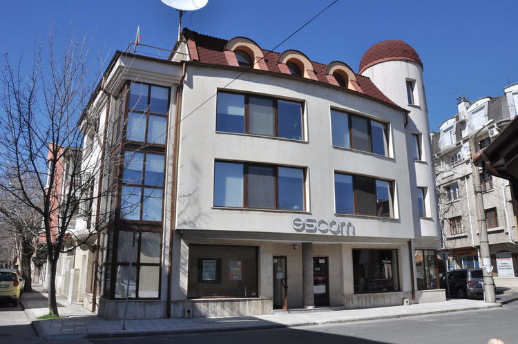 ESCOM пусна Премиум HD пакета безплатно в подкрепа на абонатите при извънредното положение