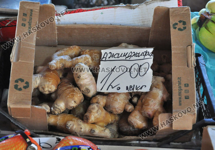 Лимоните и джинджифилът са най-търсени на Зеленчуковия пазар, но почти двойно по-скъпи