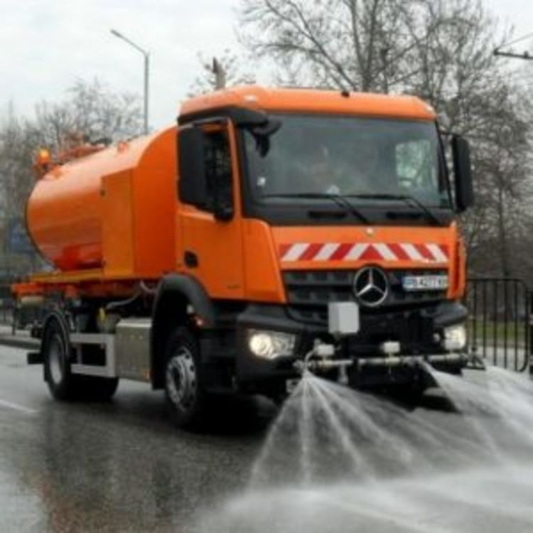 Започва дезинфекция и  машинно миене на Кърджали