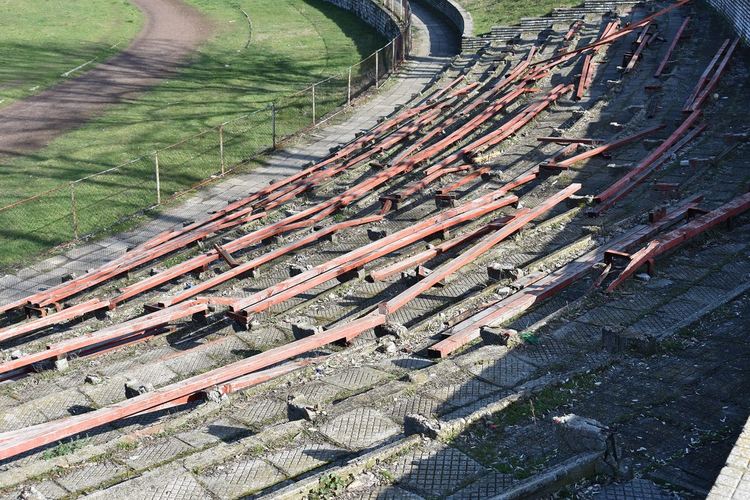 Общината предприема действия по ремонтирането на стадион "Шипка"