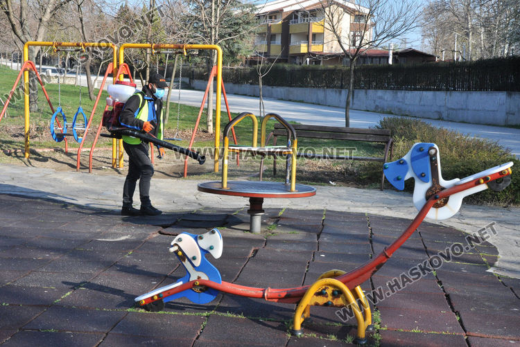 Дезинфекцията в Хасково продължава, оставиха два тролея