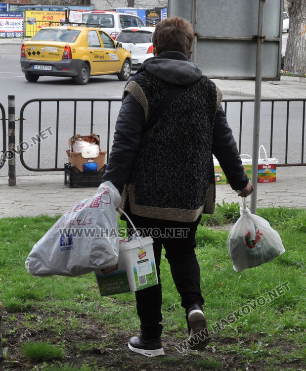 КОРЗ разгони търговците от Бабиния пазар в Хасково