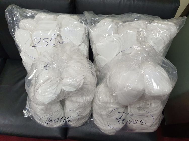 Ротари клуб „Хасково-Аида“ дари 1 100 маски за медиците в общината