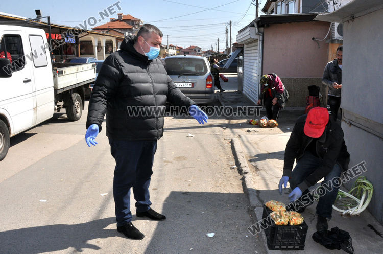 С високоговорител призоваха хасковлии да си останат вкъщи, апелът започна от "Република"