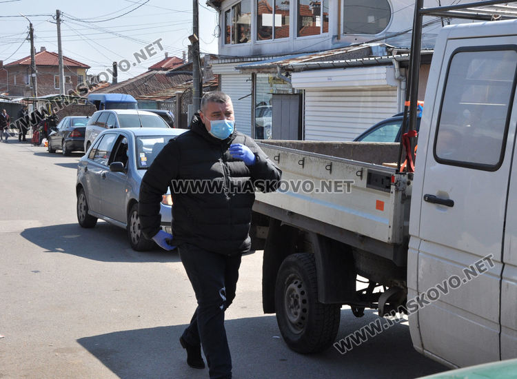 С високоговорител призоваха хасковлии да си останат вкъщи, апелът започна от "Република"