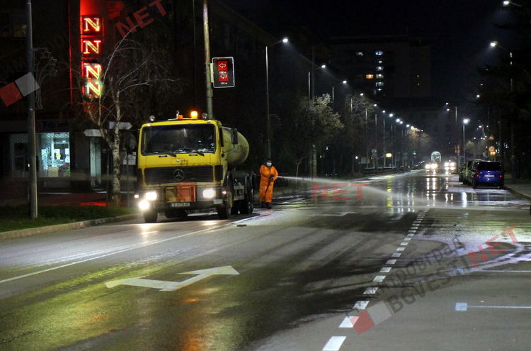 В Димитровград дезинфекцират и улици и тротоари