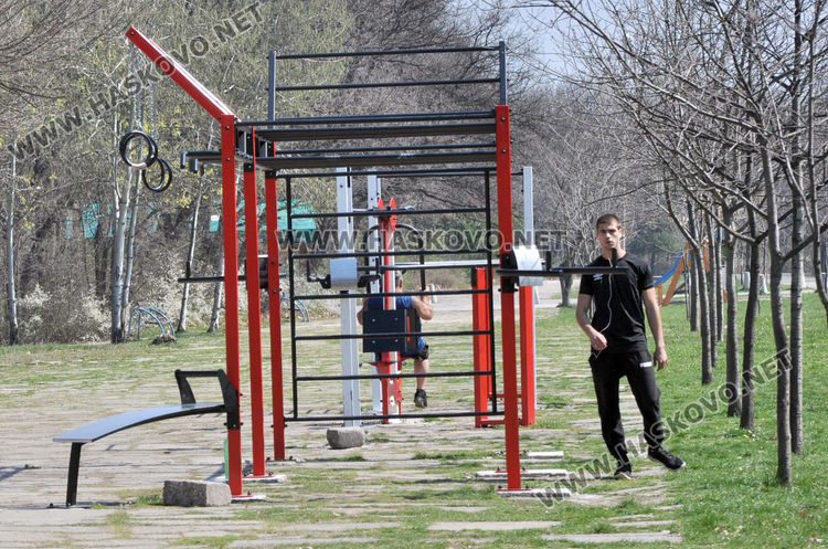 Градската градина под ключ, спорт и разходка на "Кенана"