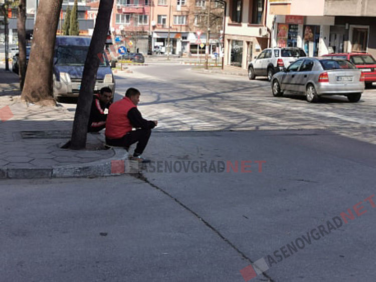 Общината с видеоапел към асеновградчани: "Останете у дома!"