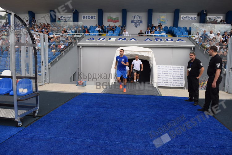 Клубове от страната сред които и ПФК"Арда" искат прекратяване на футболния шампионат