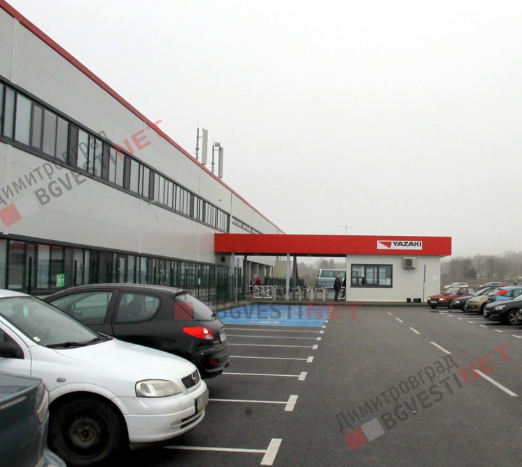 2470 души от Язаки са в отпуск, не се знае кога ще се върнат на работа