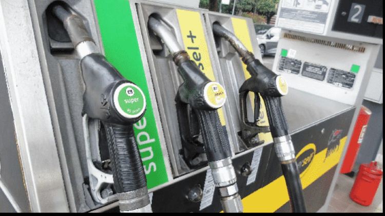 Бензиностанциите в Италия затварят