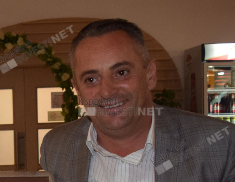 Мухарем Али