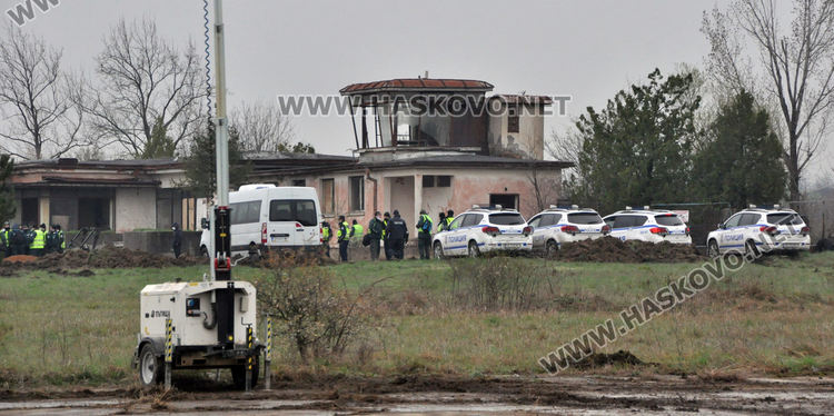 Първите тирове вече са на летище "Узунджово" под полицейска охрана