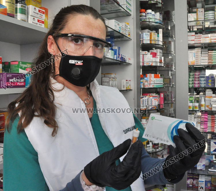 Бързи тестове за коронавирус в Хасково, но само за медици и хора със симптоми