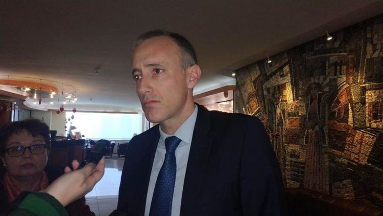 Вълчев: Има вероятност учебната година да бъде удължена до юли 