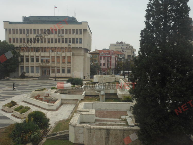 Затягат мерките в Пловдивска област, целият състав на полицията ще следи за спазването им