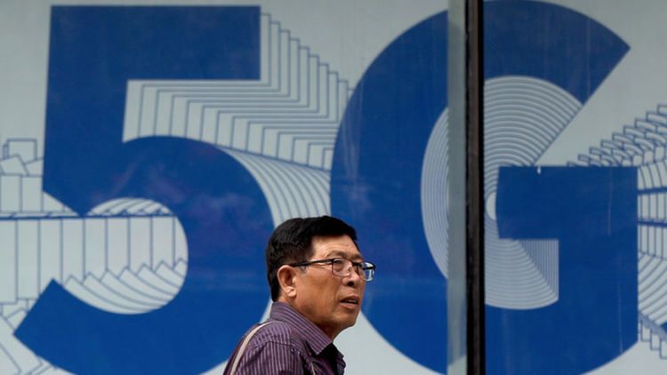 Светът иска да забави 5G мрежите, Китай - не