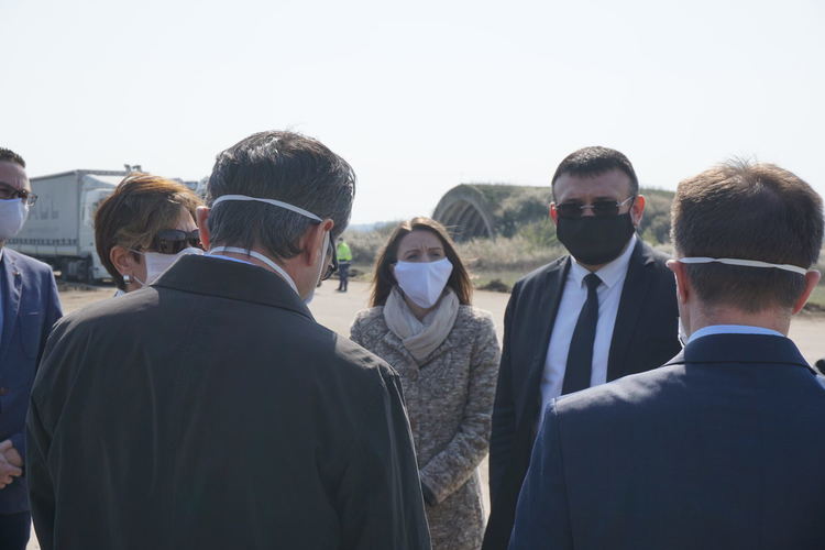 Посланикът на Турция посети тир паркинга на летище "Узунджово"