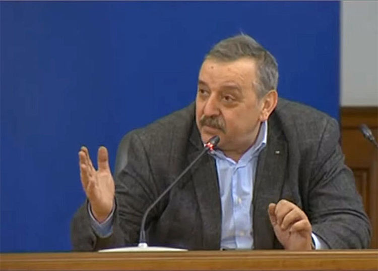 Катранджиев: Коронавирусът остава дълго и във въздуха, и по повърхностите. Дезинфекцирайте!