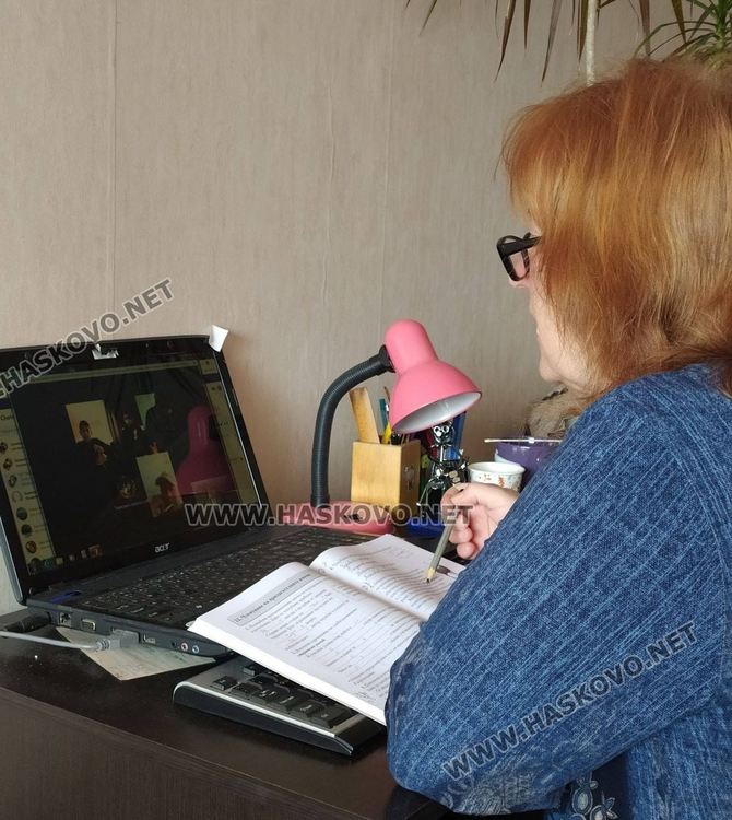 Снимките са публикувани с разрешението на преподавателите и родителите