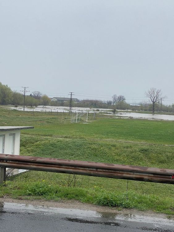 Стадионът до Дебър