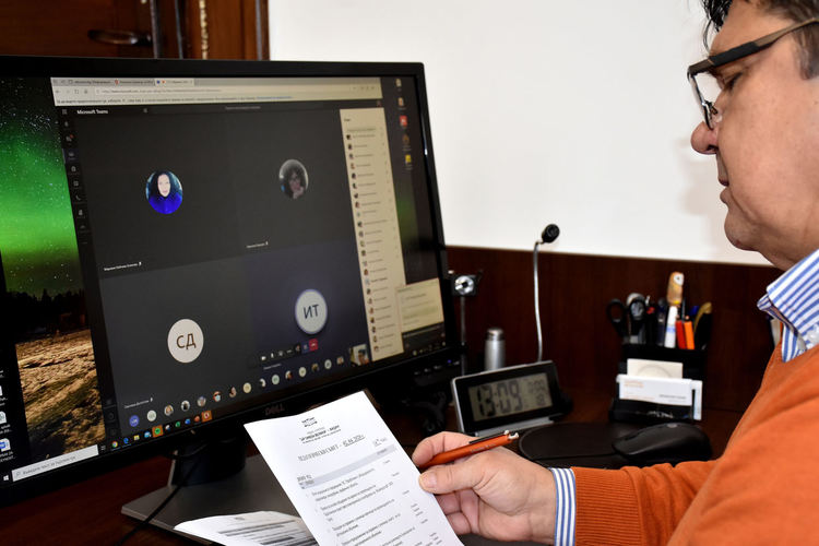 При дистанционното обучение учниците ще бъдат оценявани, с нова заповед на министър Вълчев