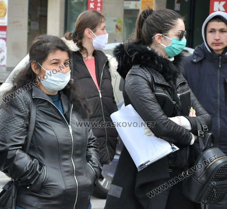 120 безработни регистрирани за ден в Хасково, над 70 души извиха опашка днес