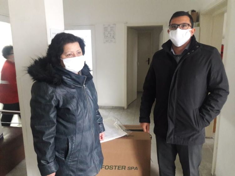 Шлемове и специални ботуши дариха за медиците в Девин