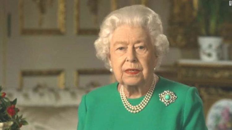 Кралица Елизабет Втора с историческо обръщение към британците (видео)