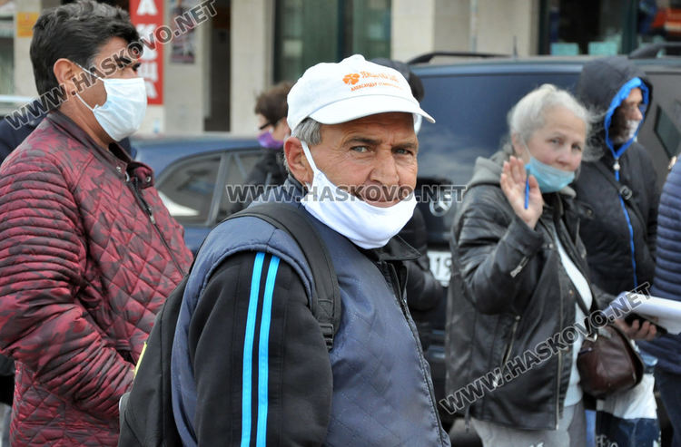 120 безработни регистрирани за ден в Хасково, над 70 души извиха опашка днес