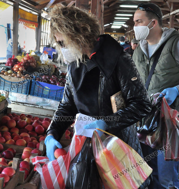 Хасковлии се втурнаха да купуват разсад, чесънът стигна 20 лева