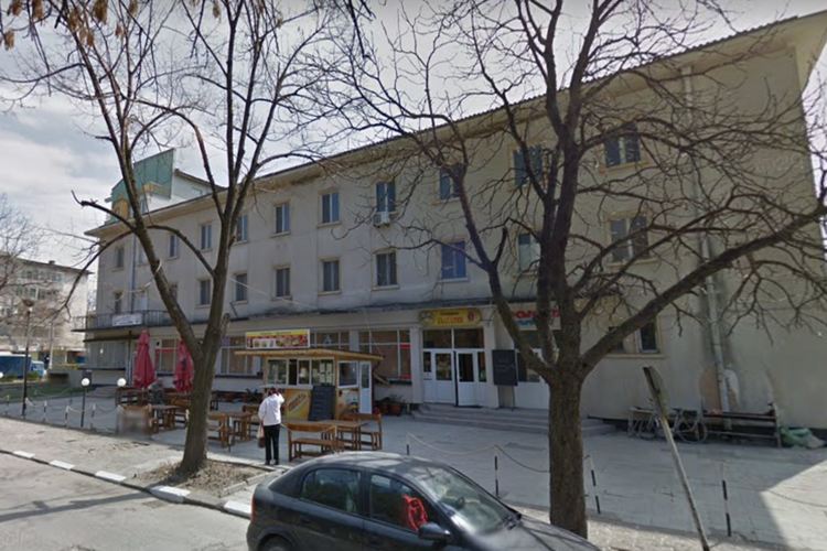 Жена се оплака от унизително отношение на охранител 