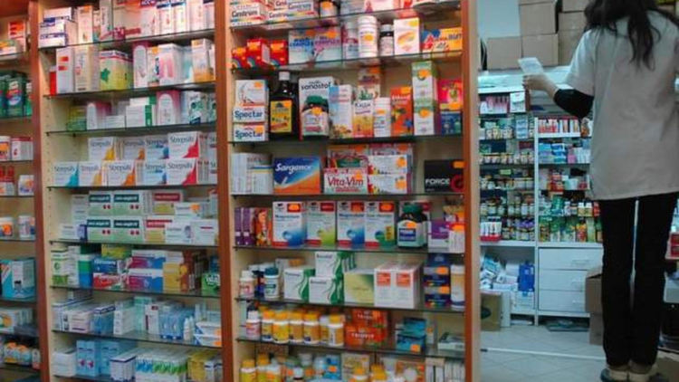 Полиция и данъчни извършиха 20 проверки за спекула в аптеките в Смолянско